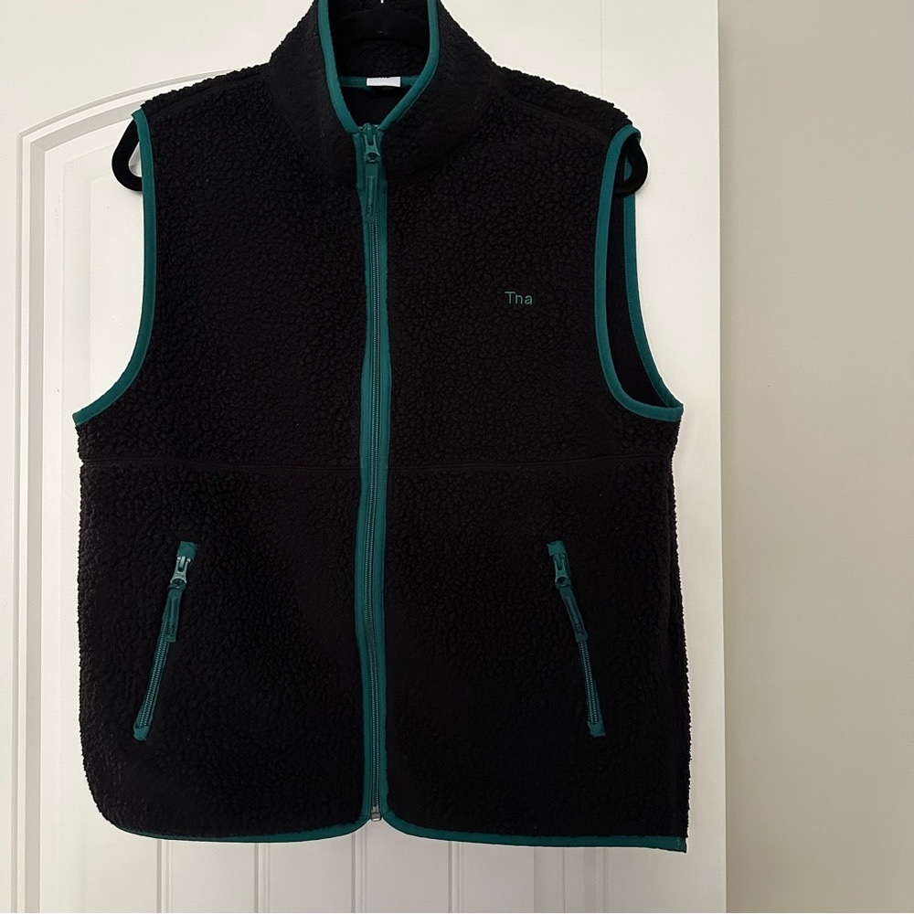 Aritzia Polar Zip Vest